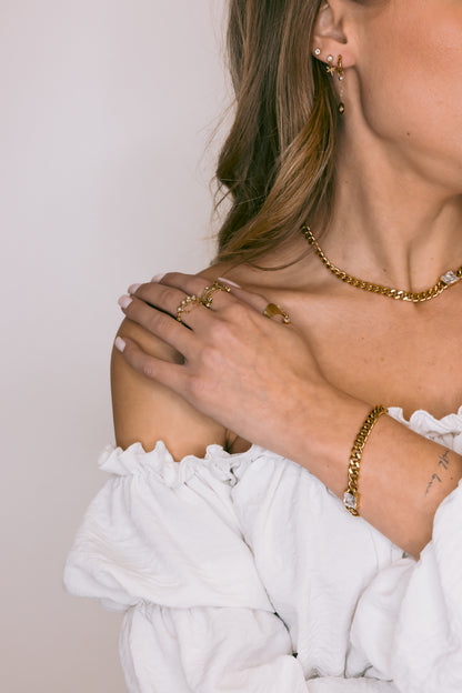 COLLIER PRIMA
