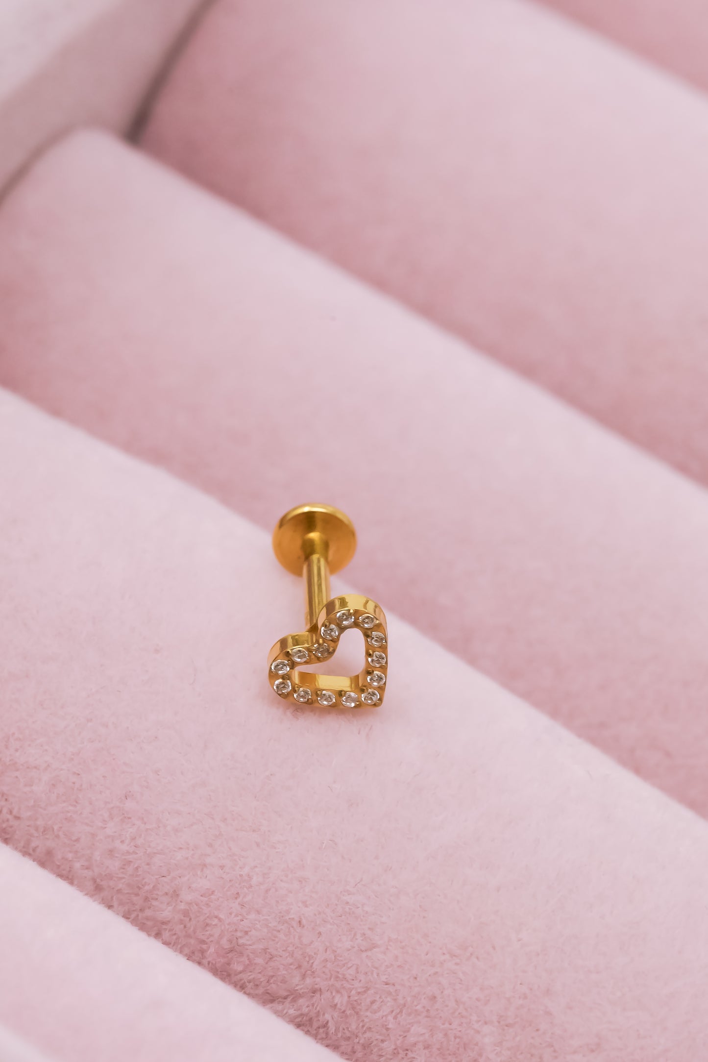 PIERCING LOVA