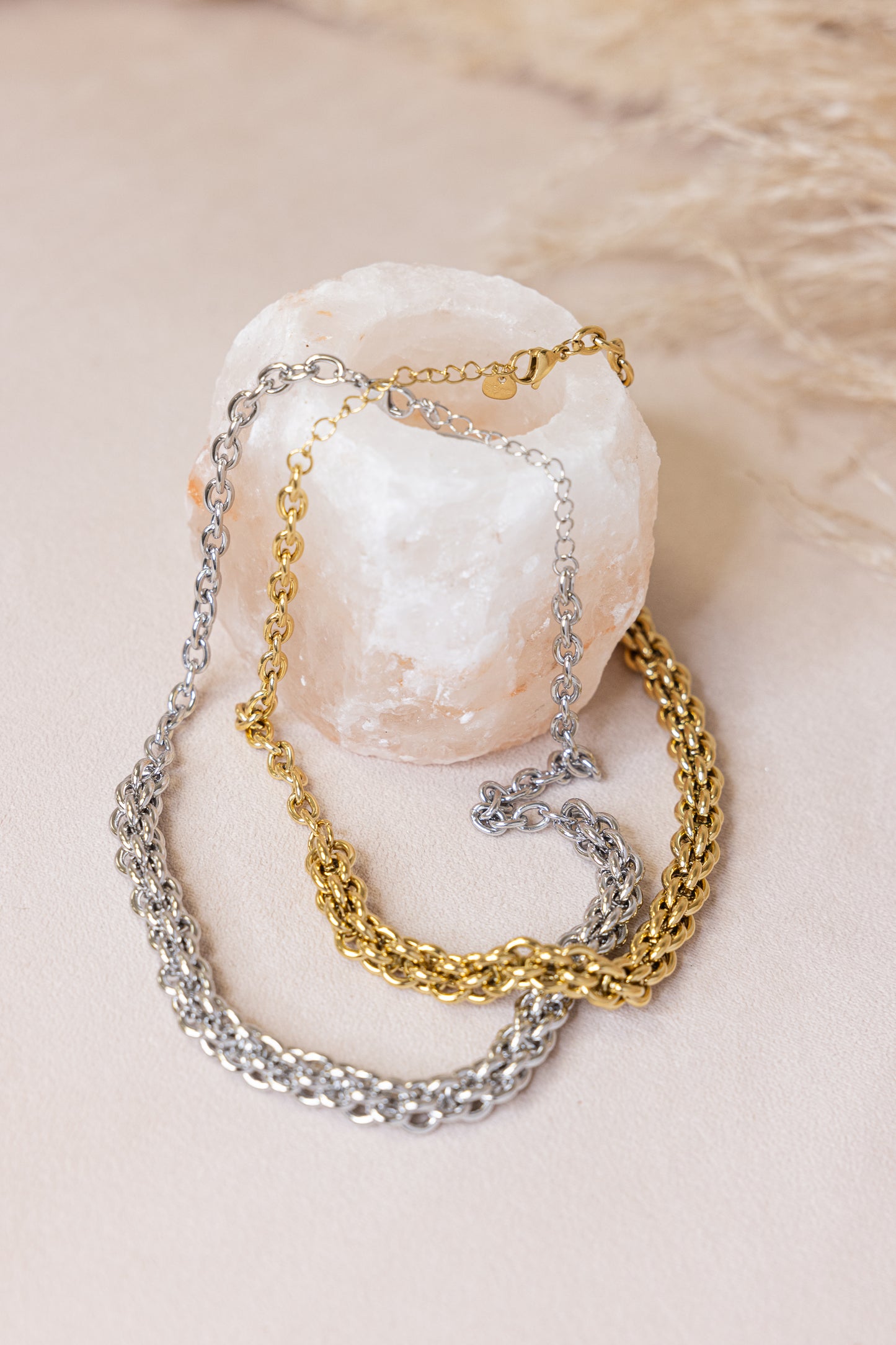 COLLIER CELIA