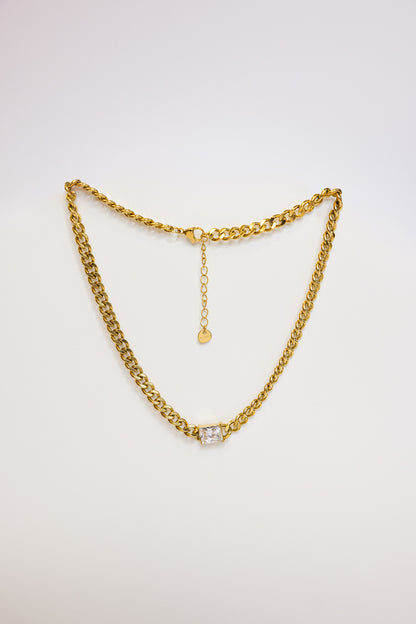 COLLIER PRIMA